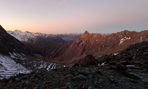 Hochtour Großglockner - Morgendämmerung Hochtour Großglockner - Morgendämmerung