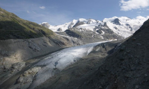Zustieg Bovalhütte - Blick zum Morteratschgletscher Zustieg Bovalhütte - Blick zum Morteratschgletscher