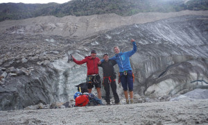 Abstieg Morteratsch - beim Gletscherbruch Abstieg Morteratsch - beim Gletscherbruch