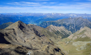 Wilde Kreuzspitze, Wurmaulspitze - Gipfelsieg Wilde Kreuzspitze, Blick nach Sterzing