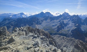 Bergtour Conturines, Lavarella - Gipfelsieg Conturinesspitze, mit Blick zu den Tofanen