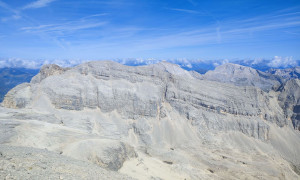Bergtour Conturines, Lavarella - Gipfelsieg Conturinesspitze, mit Blick zu den Lavarella-Spitzen