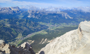 Bergtour Conturines, Lavarella - Gipfelsieg Conturinesspitze, mit Blick St. Kassian und Stern