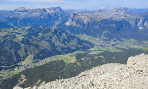 Bergtour Conturines, Lavarella - Gipfelsieg Conturinesspitze, mit Blick St. Kassian und Stern