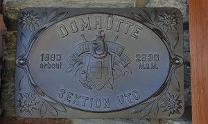 Bergtour Domhütte - bei der Hütte