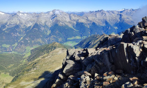 Bergtour Durreck - Gipfelsieg, mit Blick zur Keilbachspitze, Wollbachspitze, Rauchkofel,…